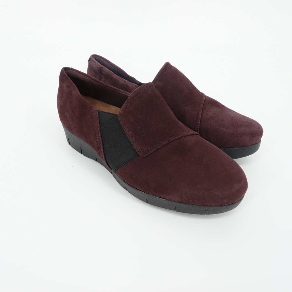 Clarks Daelyn Monarch Aubergine Suede Slip On Shoes Purple Loafers 7.5W NEW